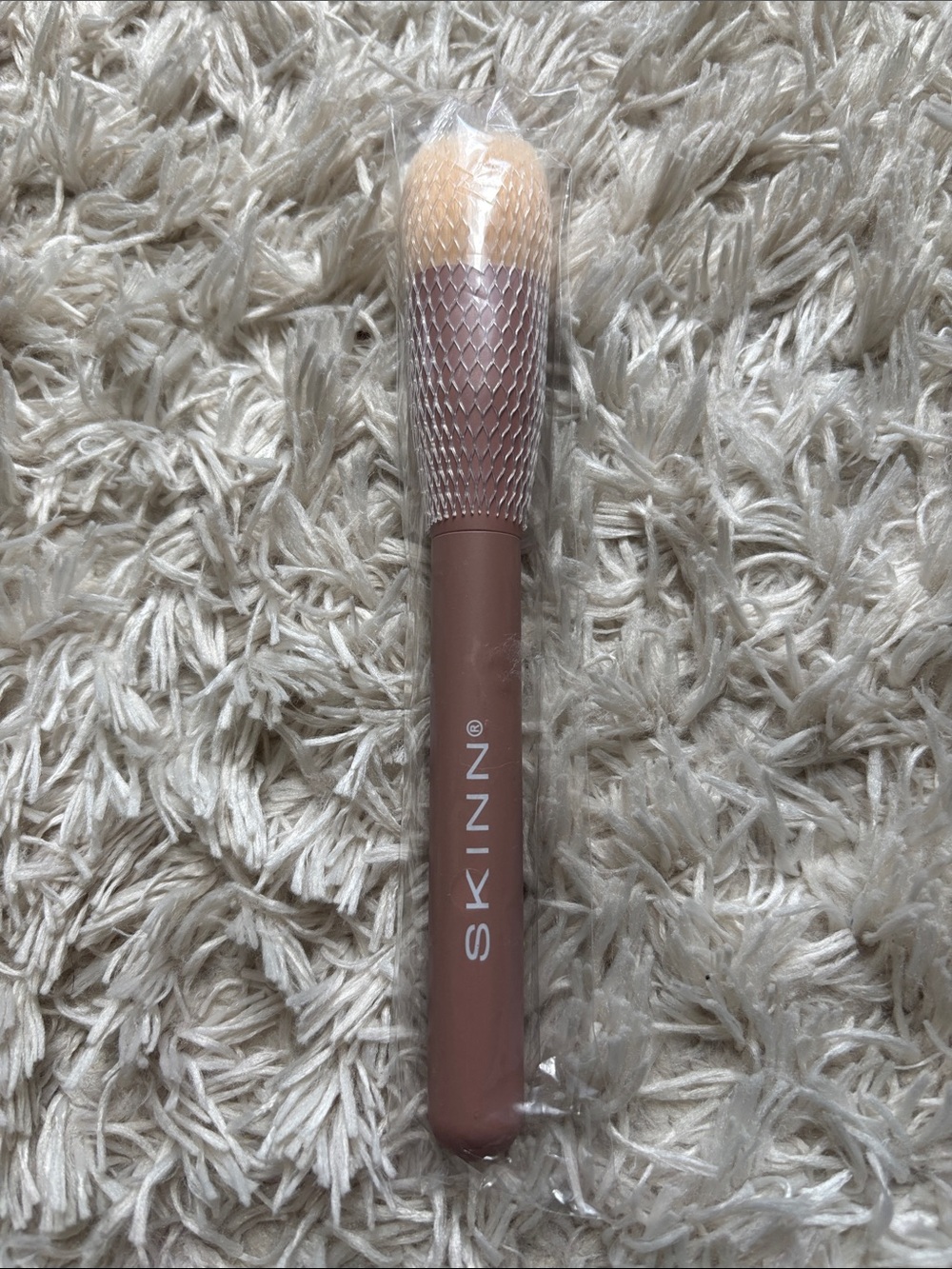 NIB SKINN Mauve Brown Foundation Brush with Beige Bristles